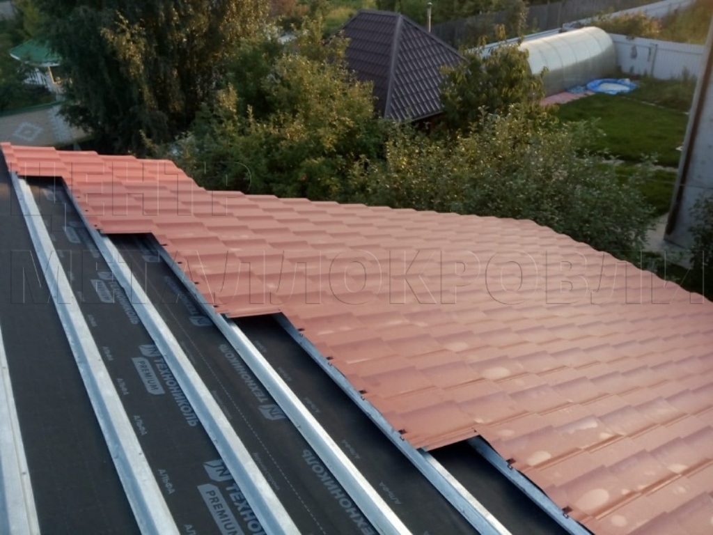 Металлочерепица Геркулес 8004 терракотовый Стальной Бархат от Центра Металлокровли в Благовещенске