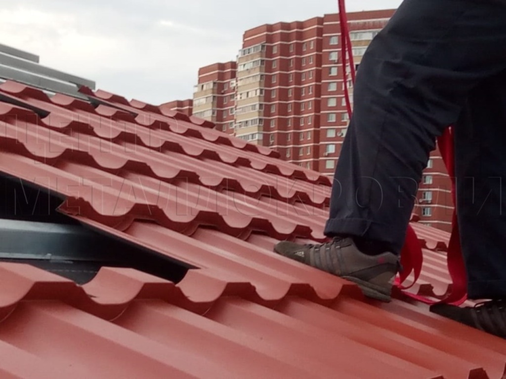 Металлочерепица Геркулес 8004 терракотовый Стальной Бархат от Центра Металлокровли в Благовещенске